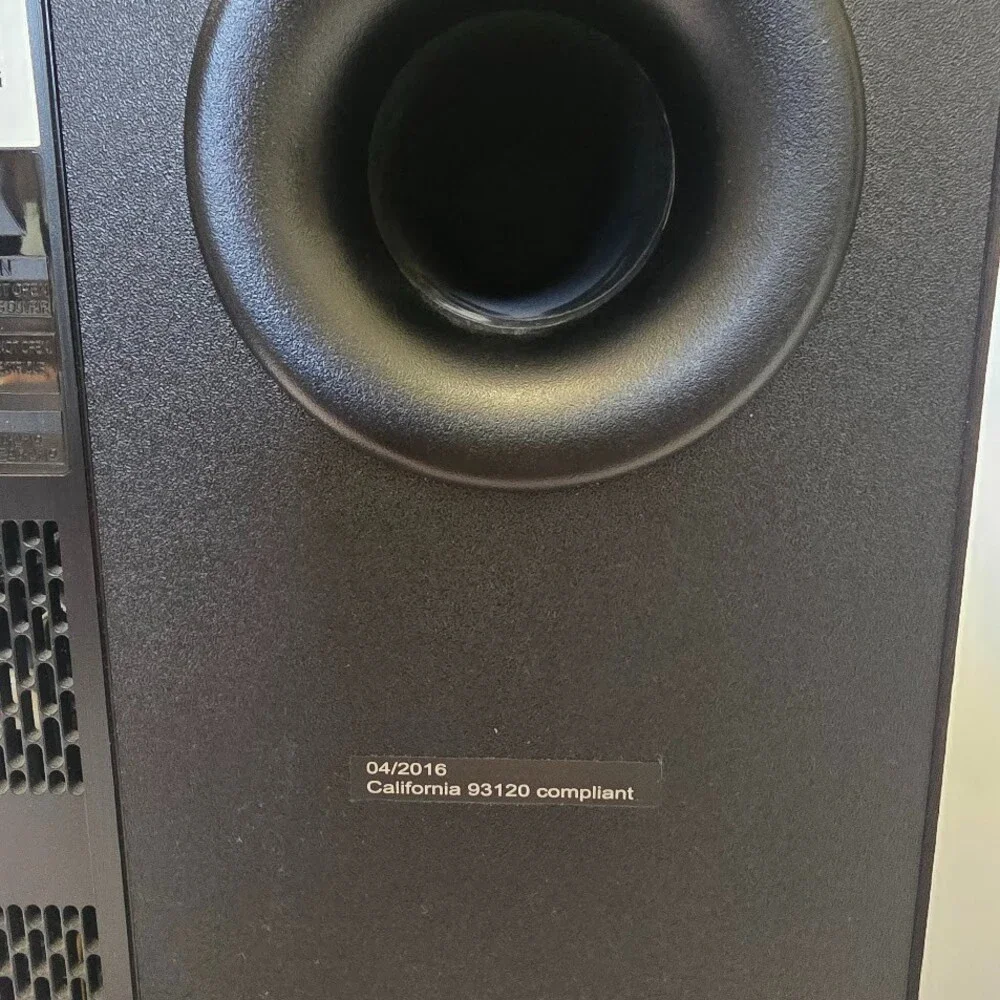 Nice Samsung PS-WK450 Wireless Powered Subwoofer for HW-K470 Soundbar